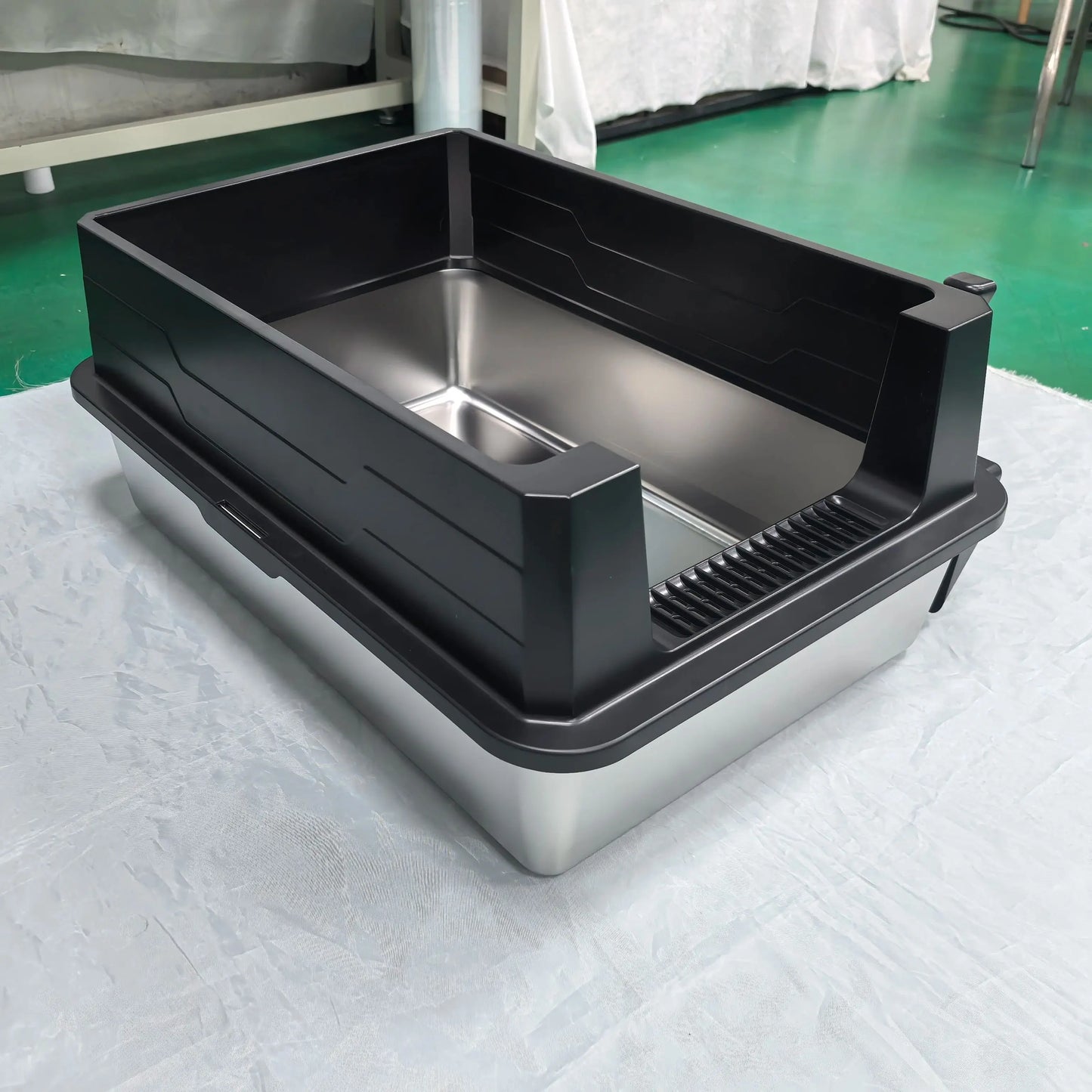 XXXL Stainless Steel Litter Box - Extra Large 28" L x 20" W
