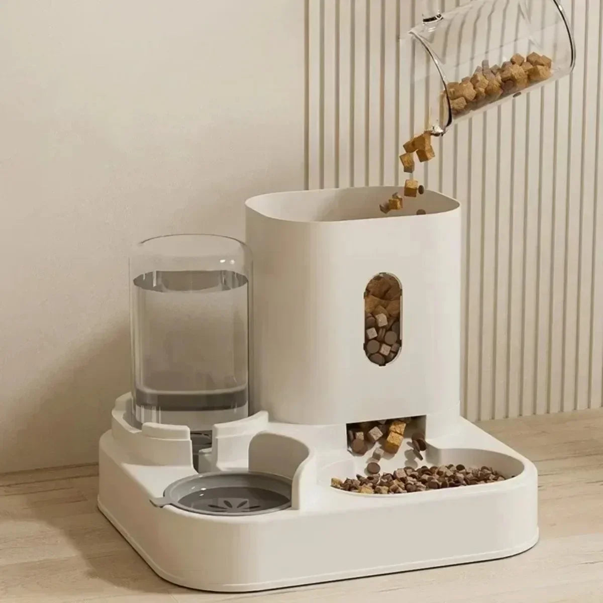 Automatic Dog/Cat Feeder With Water Fountain