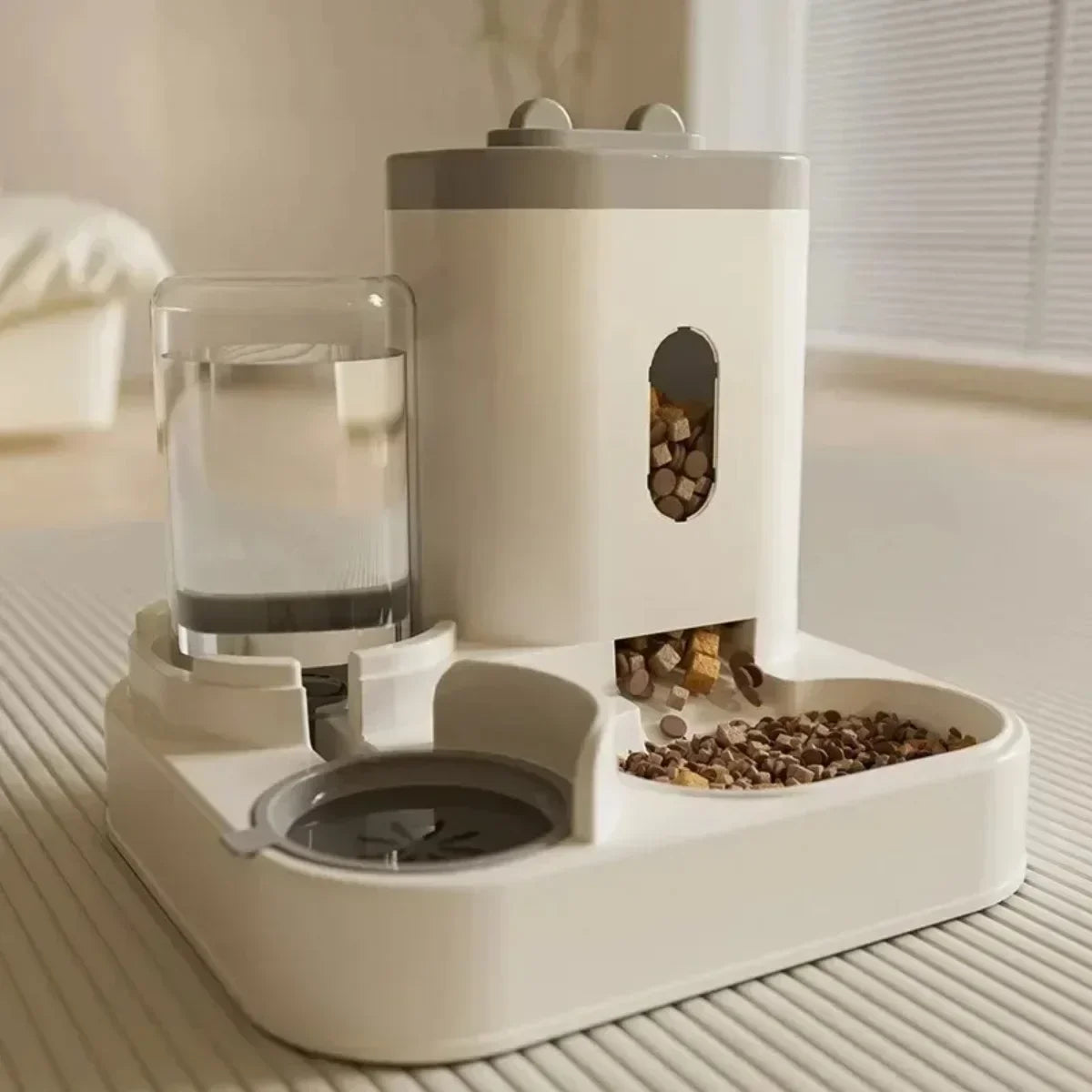 Automatic Dog/Cat Feeder With Water Fountain