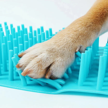 Clean-Paws Cup—Quick Mud & Dirt Remover